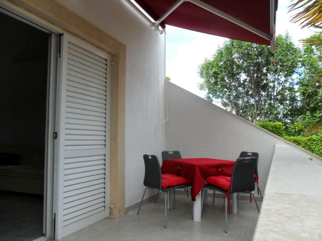 Apartman Kartec Krk Town Exterior foto